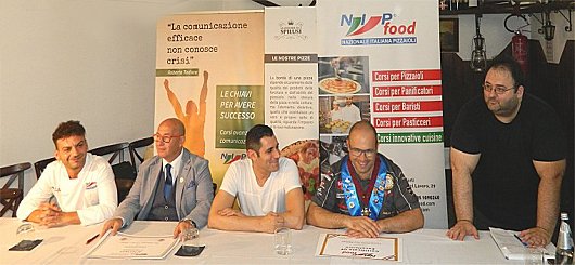 Il capoluogo pugliese diventa un vero e proprio punto di riferimento in fatto di Pizza Il capoluogo pugliese diventa un vero e proprio punto di riferimento in fatto di Pizza